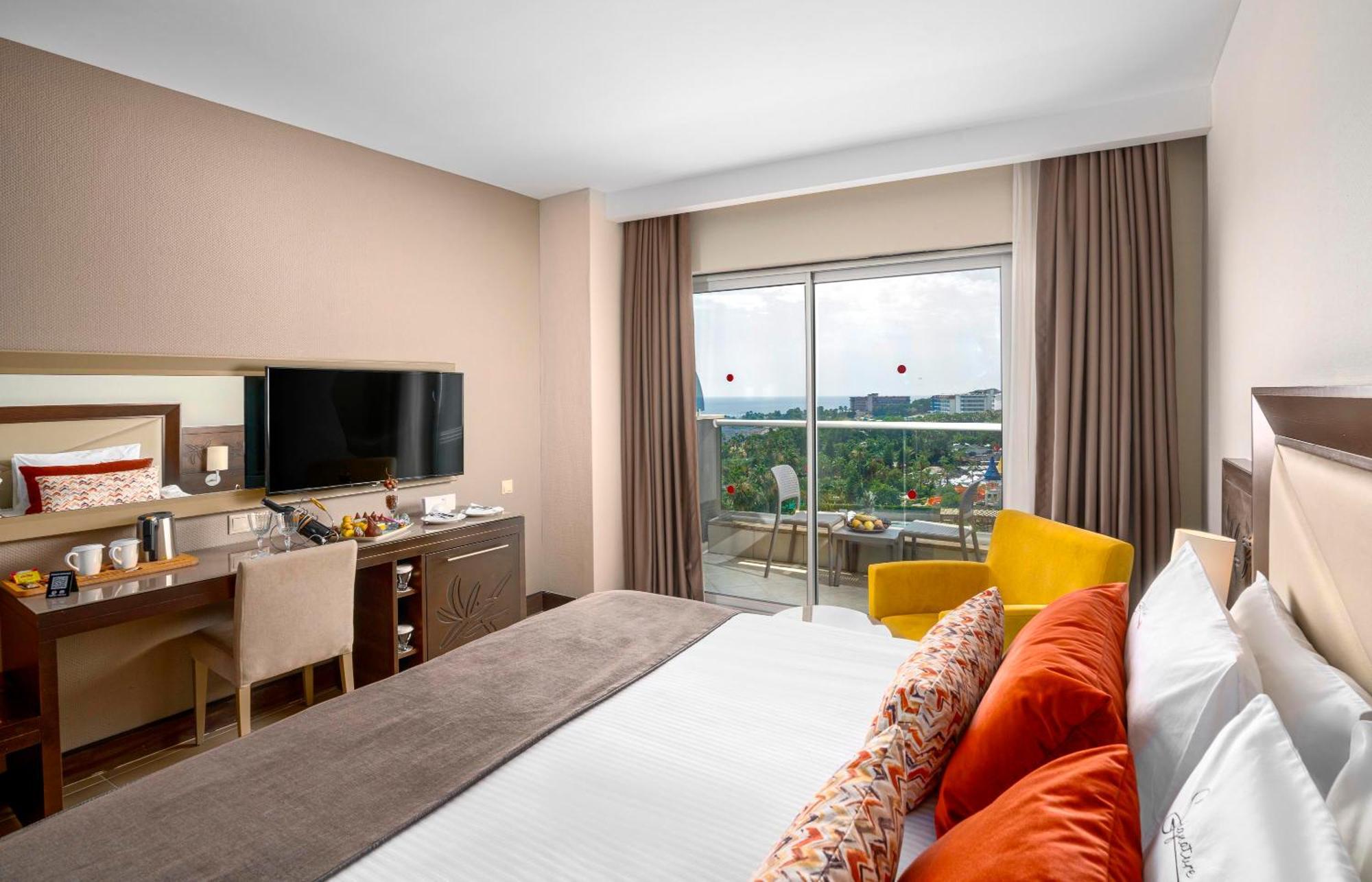 Leodikya Kirman Premium Hotel โอคูร์จาลาร์ ภายนอก รูปภาพ